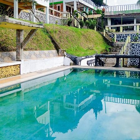 Villa Kampus Near Taman Safari Cisarua Puncak Redpartner Bogor Kültér fotó