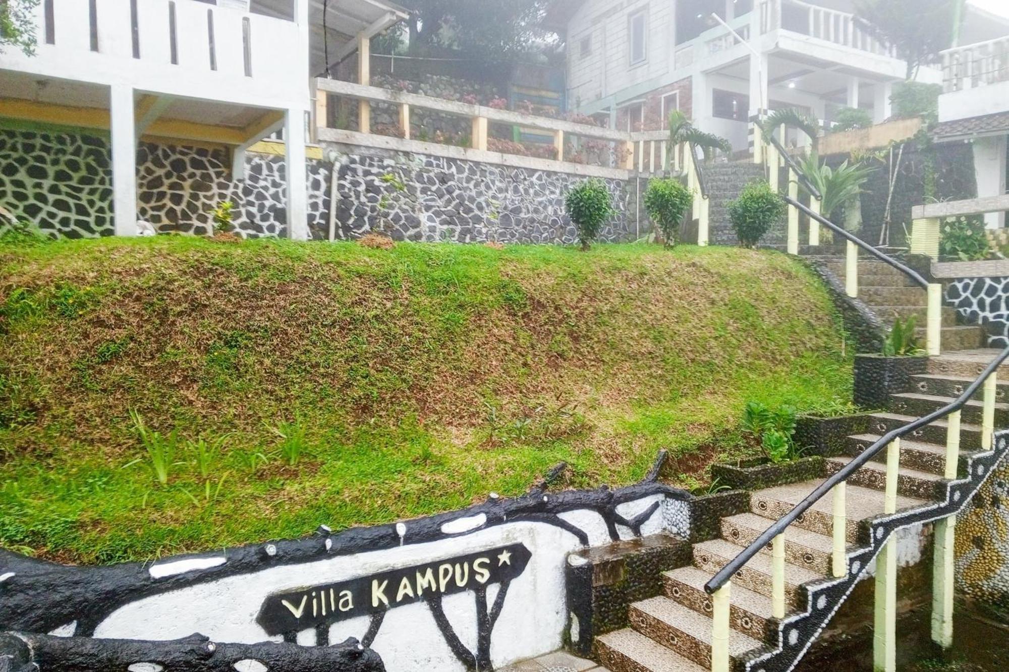 Villa Kampus Near Taman Safari Cisarua Puncak Redpartner Bogor Kültér fotó