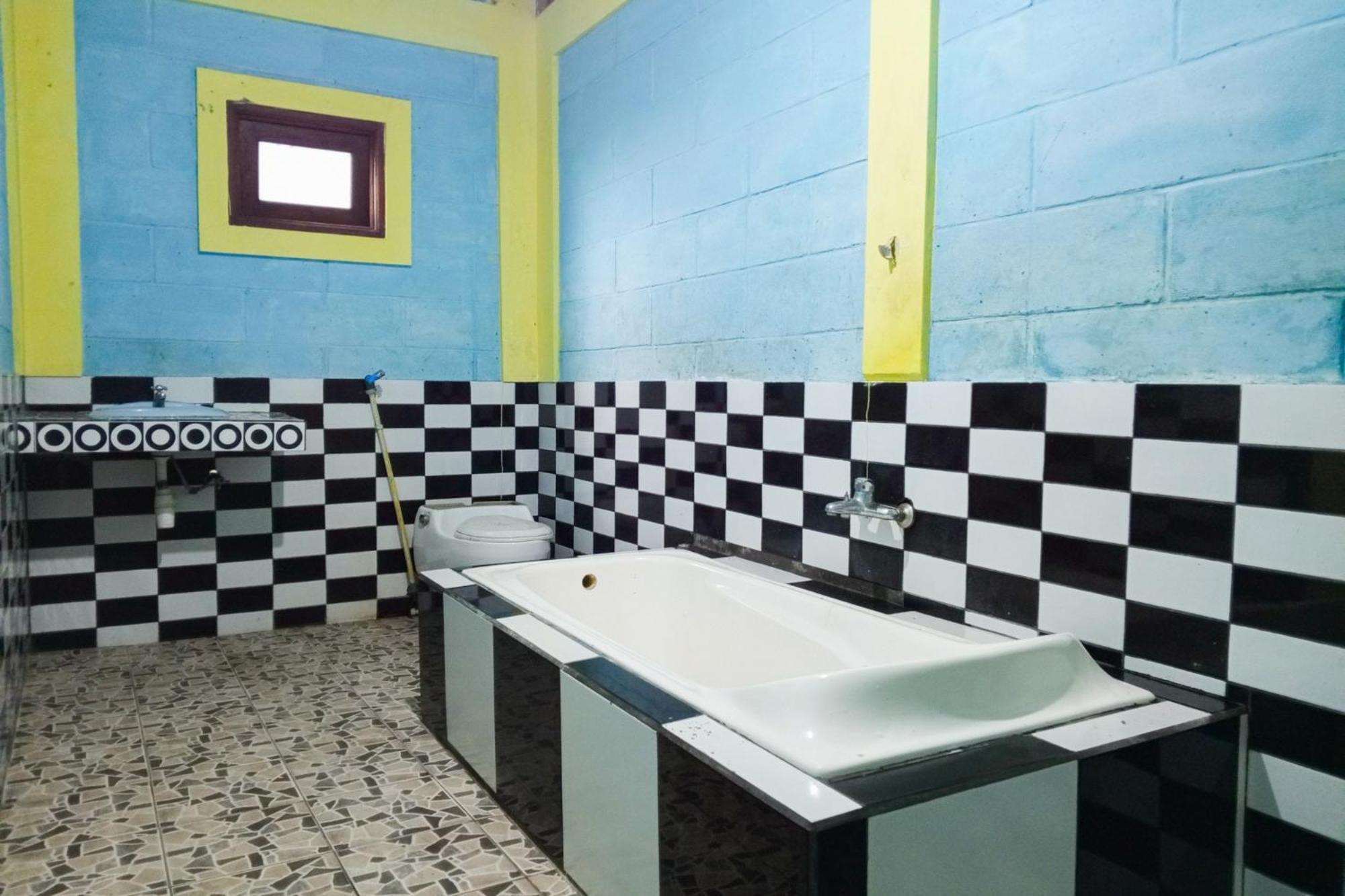 Villa Kampus Near Taman Safari Cisarua Puncak Redpartner Bogor Kültér fotó