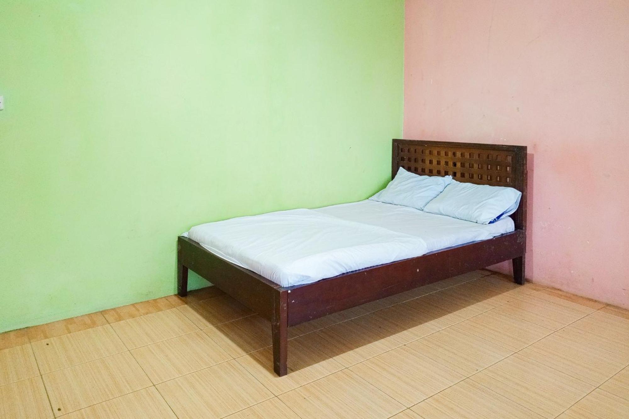 Villa Kampus Near Taman Safari Cisarua Puncak Redpartner Bogor Kültér fotó