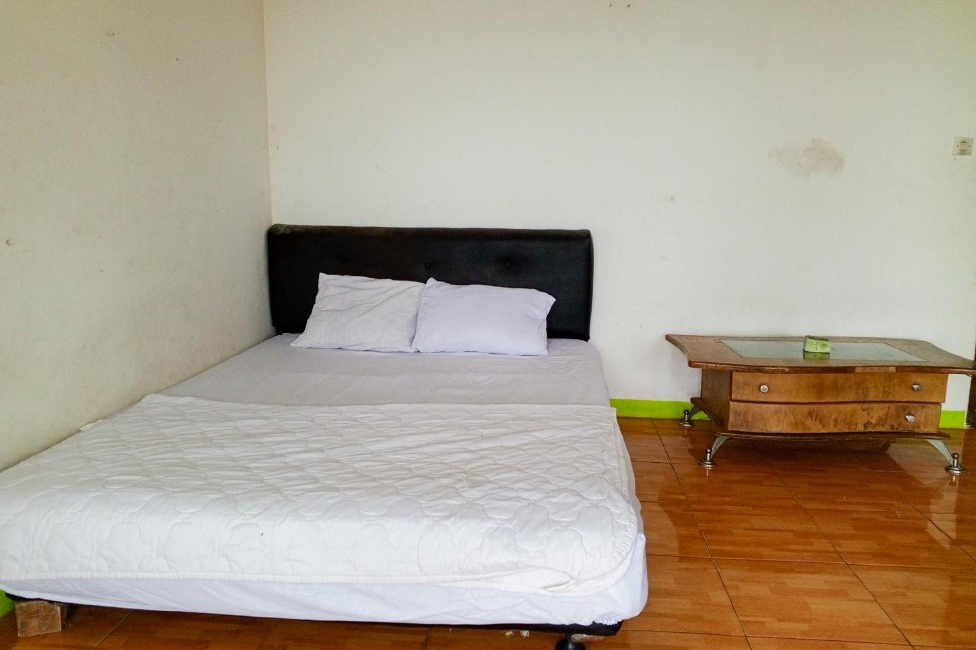 Villa Kampus Near Taman Safari Cisarua Puncak Redpartner Bogor Kültér fotó