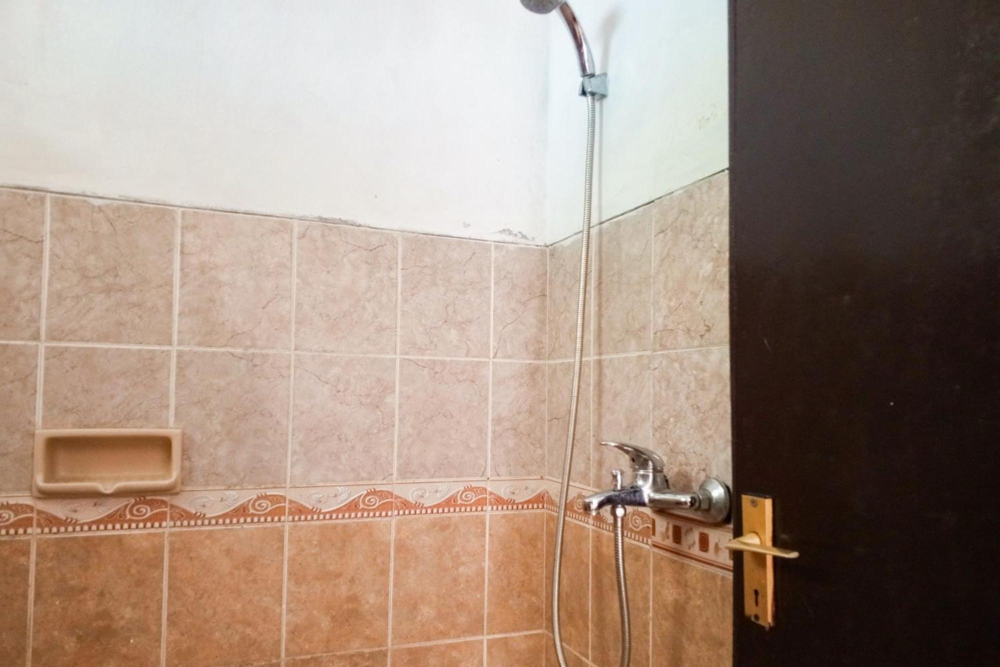 Villa Kampus Near Taman Safari Cisarua Puncak Redpartner Bogor Kültér fotó